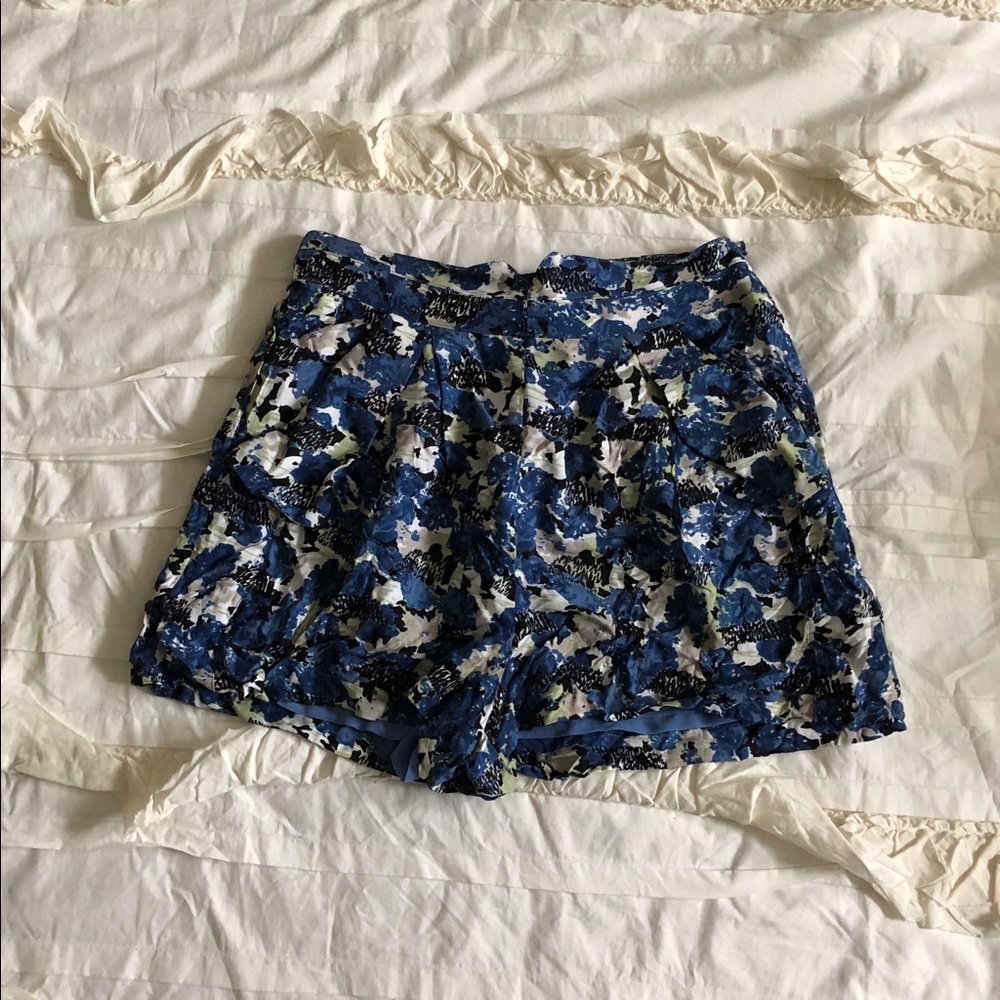 COPY - BCBGeneration high waisted floral shorts
